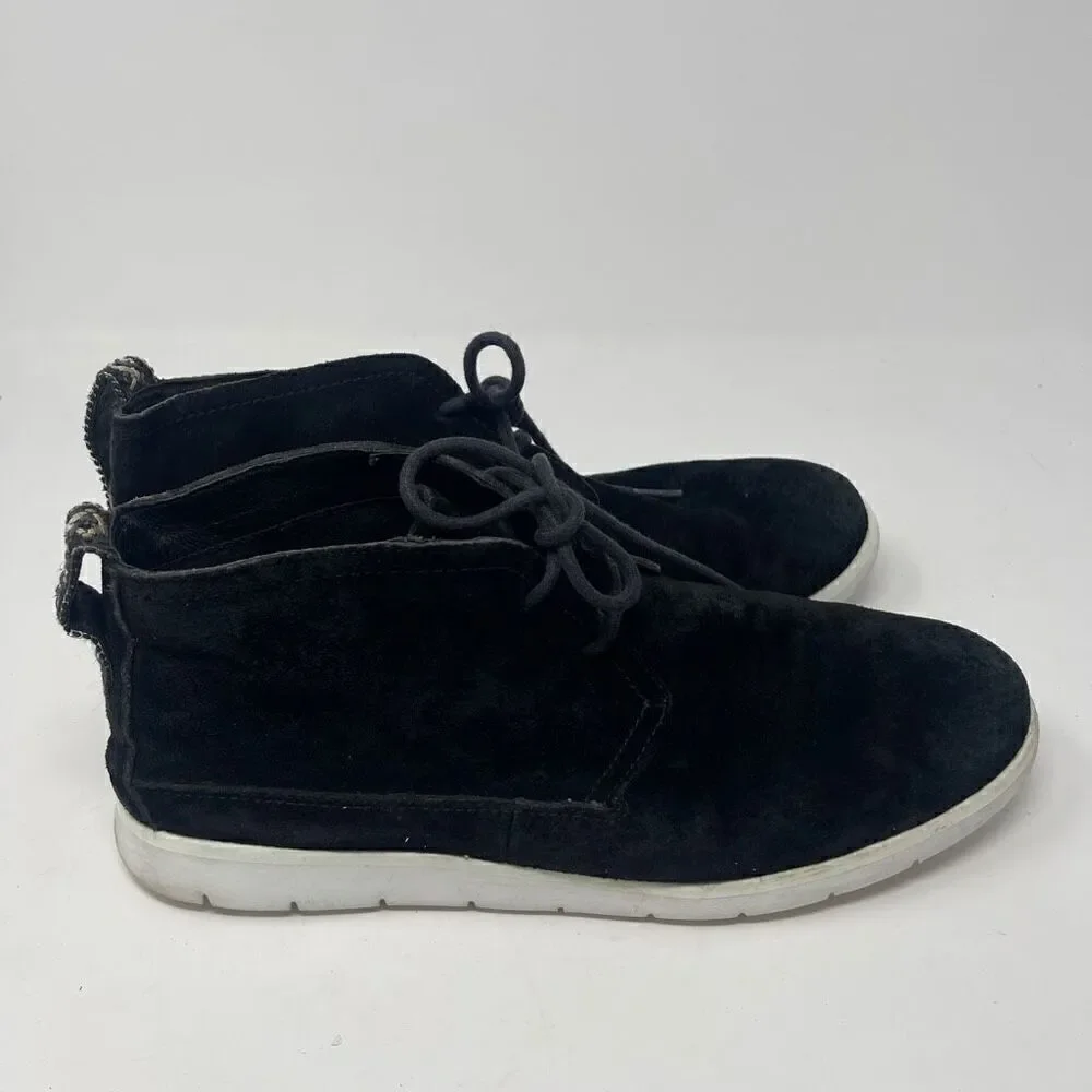 Ugg Men's Dustin Suede Leather Lace-Up Black Chukka Boots Size 9